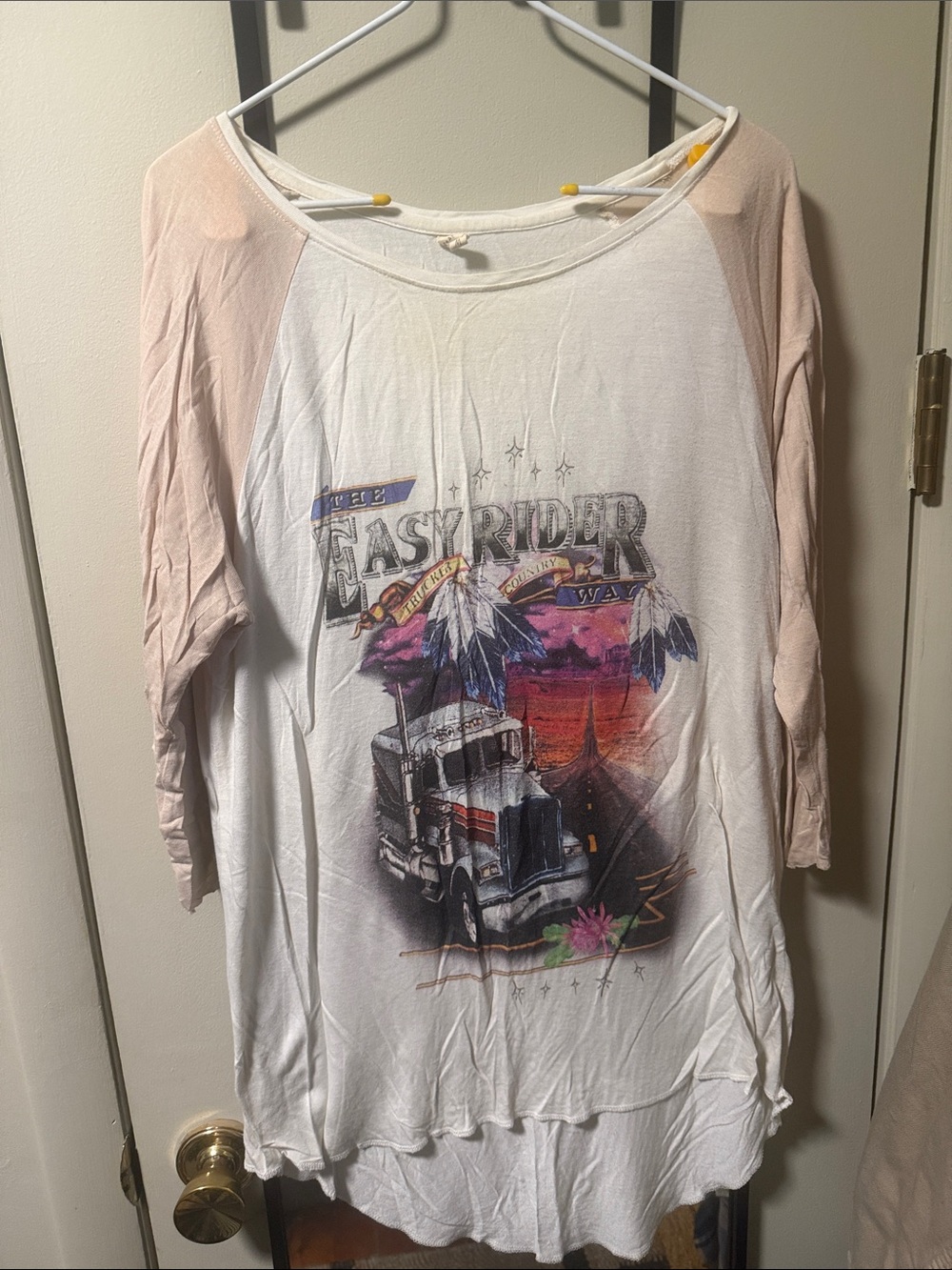 Spell White Raglan Top with cream Sleeves and Eastrider Truck Graphic Sz M
